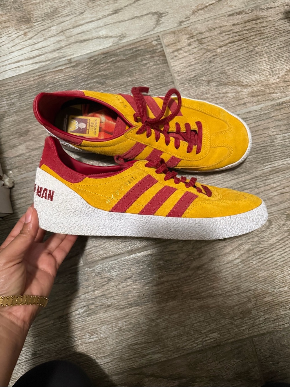 adidas Men’s Suede Low-Top Sneakers - Yellow & Red
